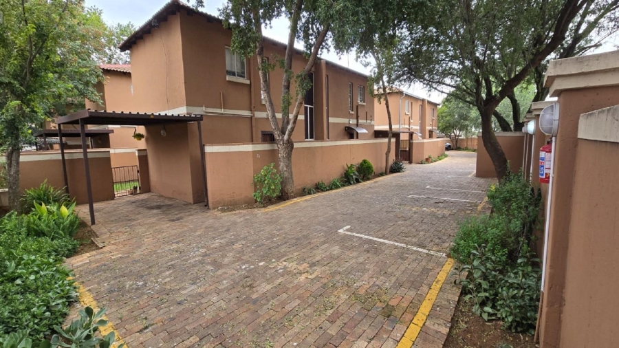 2 Bedroom Property for Sale in Vaalpark Free State